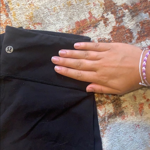 Lulu lemon black leggings - Picture 3 of 4